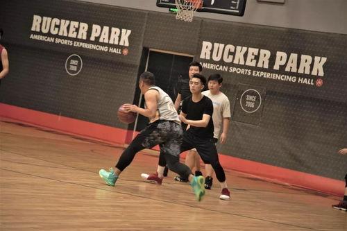 国产后卫球鞋测评视频,性能与时尚的完美融合