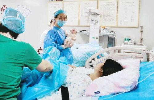 韩国产妇居家分娩视频,温馨记录家庭幸福时刻